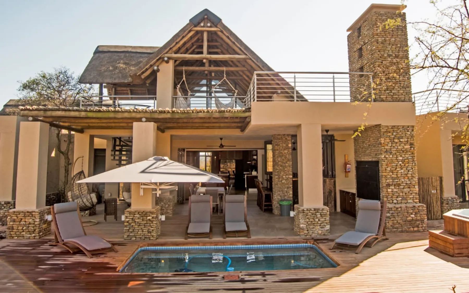 Self-catering safari lodge in Mjejane Game Reserve