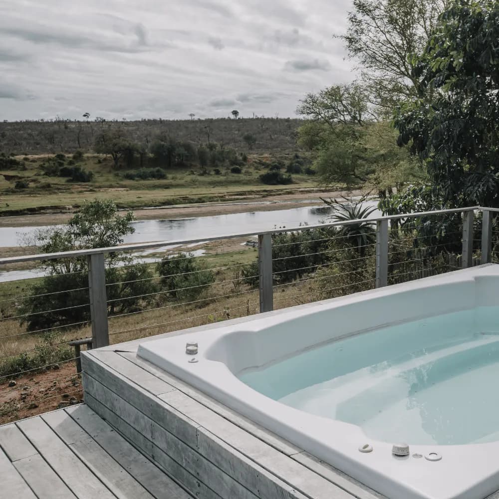Crocodile River from Mjejane safari lodge
